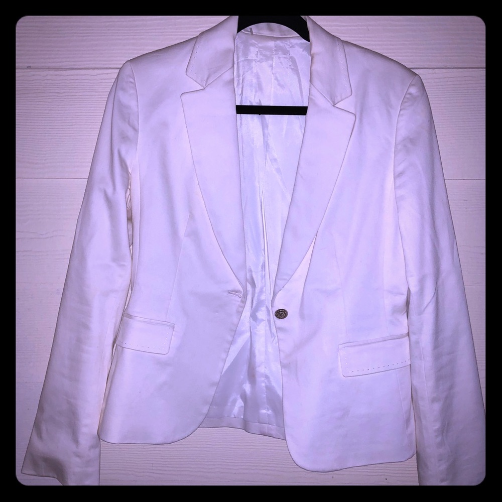 Blazer White 8